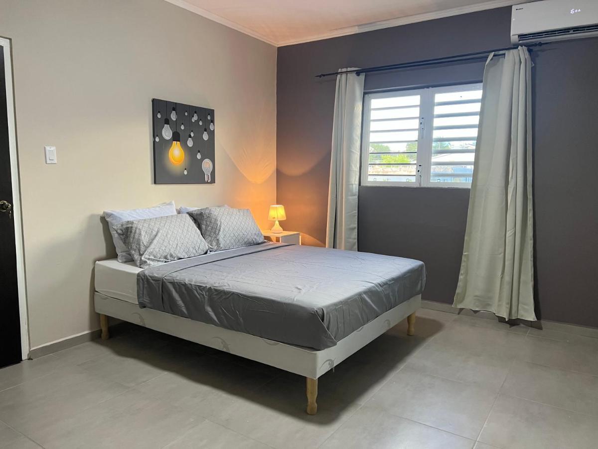 Cataleya Apartments Near Airport Вилемстад Екстериор снимка
