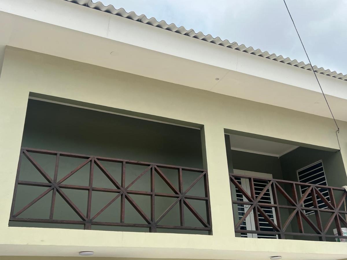 Cataleya Apartments Near Airport Вилемстад Екстериор снимка